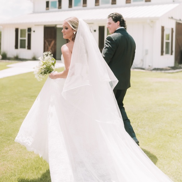 Other - Elegant White Bridal Gown